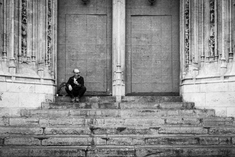 Valencia Street 112122 001